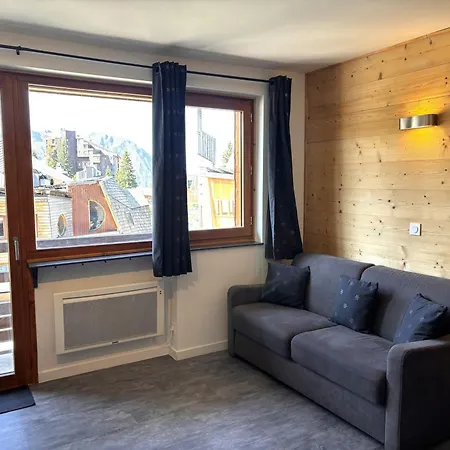 Renove Au Coeur De La Station Avec Balcon Sud, Proche Commerces Et Remontees Mecaniques - Fr-1-634-31 Apartment *